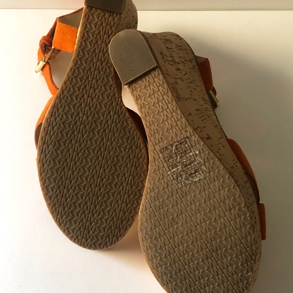 Michael Kors Open Toe Wedges - Picture 5 of 8